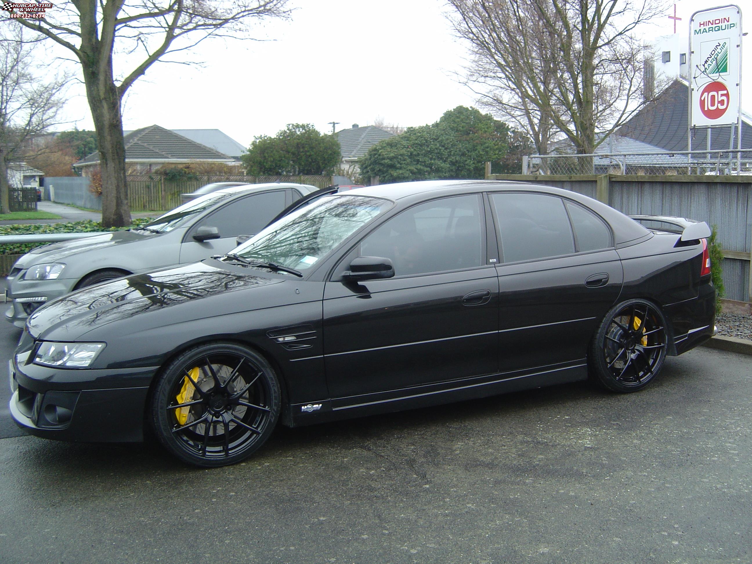 vehicle gallery/holden vz clubsport niche targa 20x85  Gloss Black wheels and rims